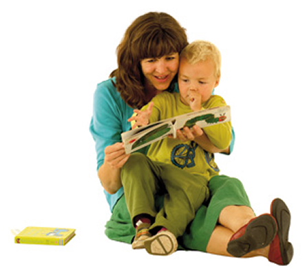 web_boy_son_reading-web